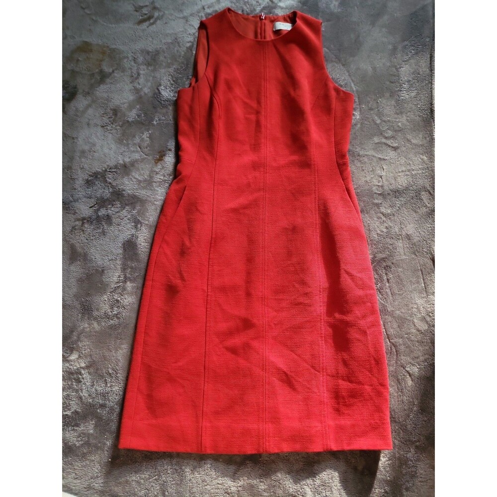 MM. LaFleur Dress Size 4 Red  Textured Knee Length Career